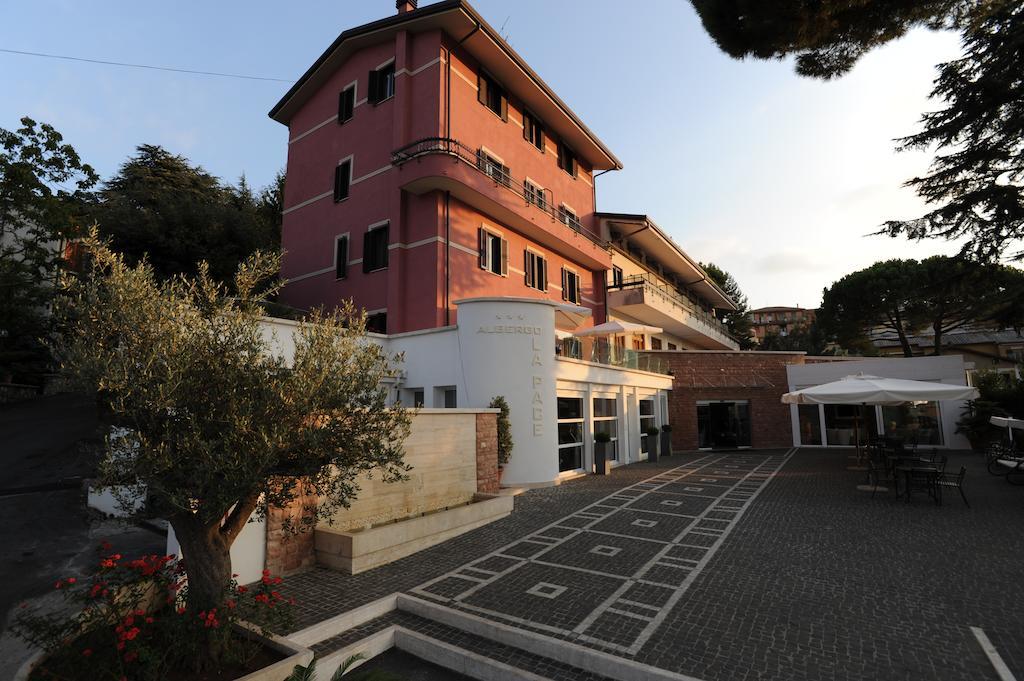 Albergo La Pace Segni Kültér fotó